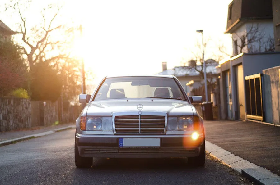 Mercedes W124 E300