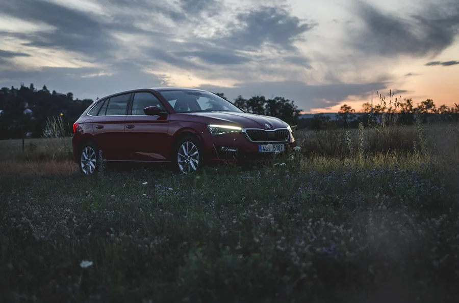 Škoda Scala, Red, Sundown